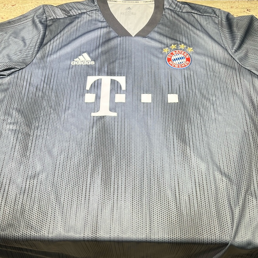 FC BAYER MUNCHEN Jersey XL EUC
